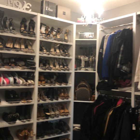 Meet your Posher, Maria - Picture 1 of 1